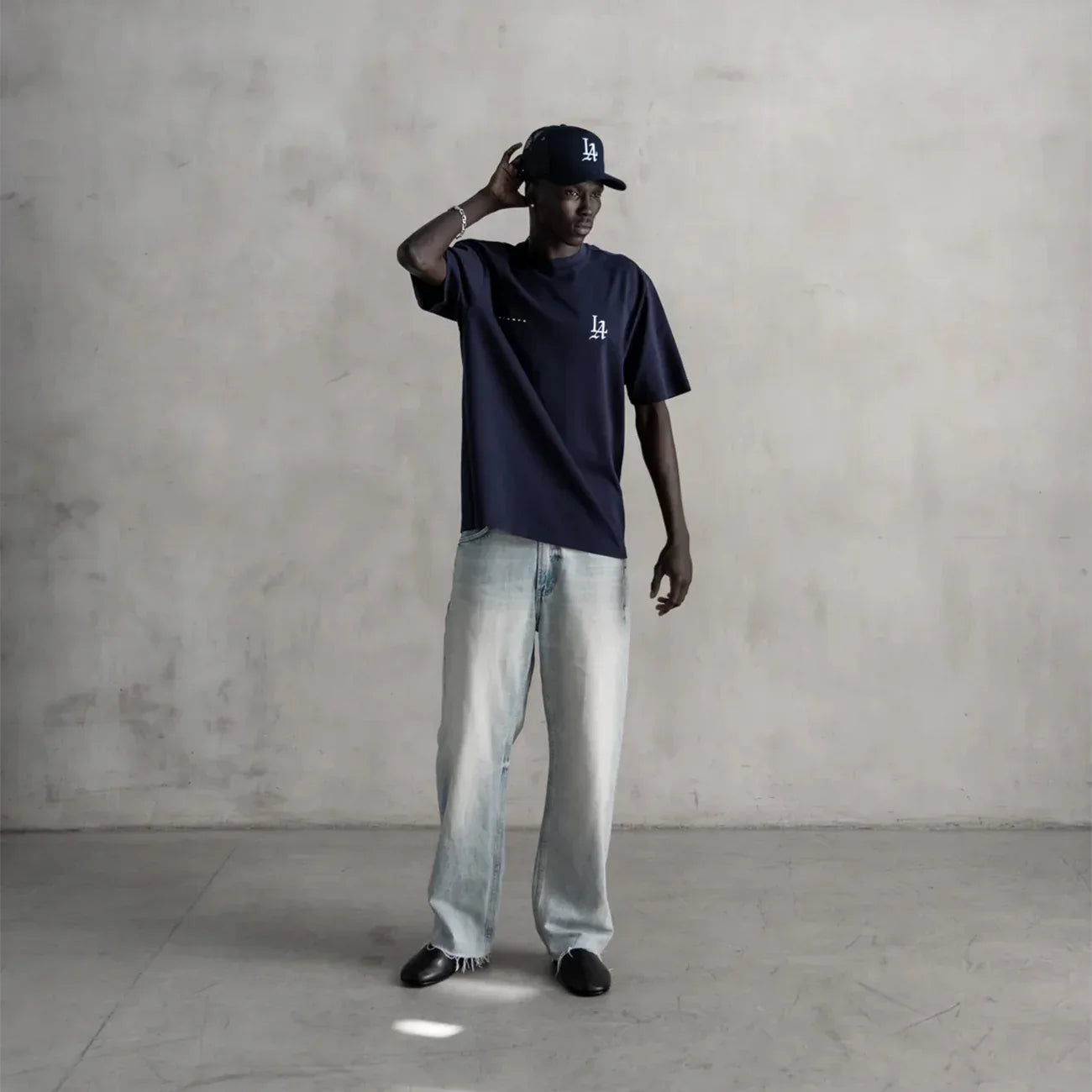 LA 001 93 Relaxed Tee